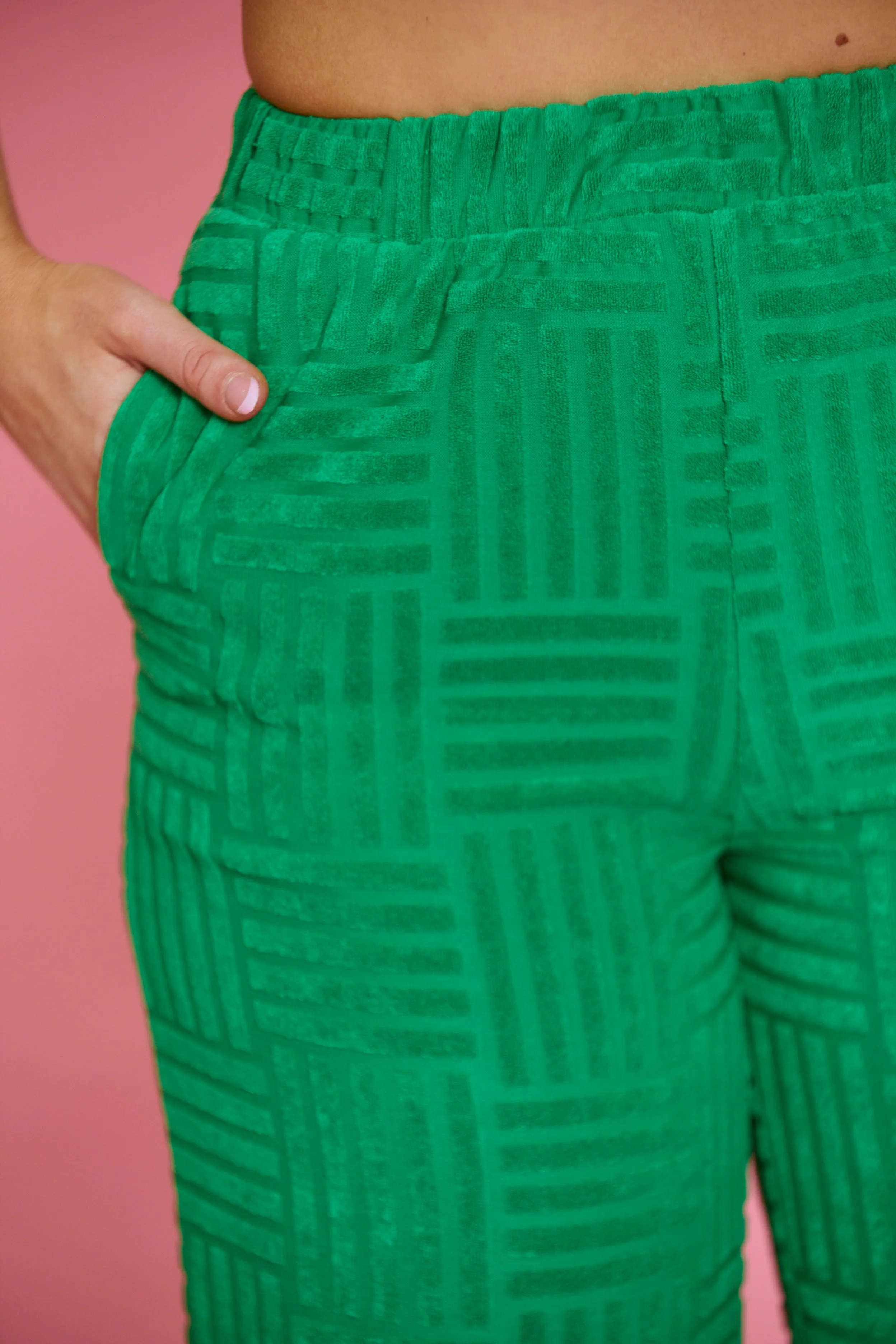 Feel The Love Textured Pants - Green