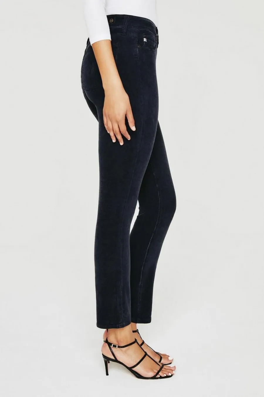 Mari 1 Year Sulfur Corduroy Black